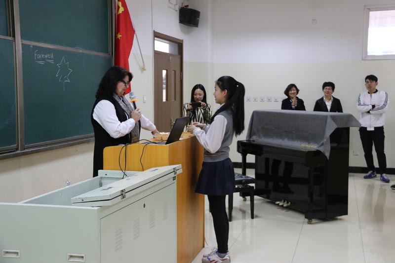 ���ô���ʲ����ѧУ�طã��˫�����ţ��ƽ�������ѧ