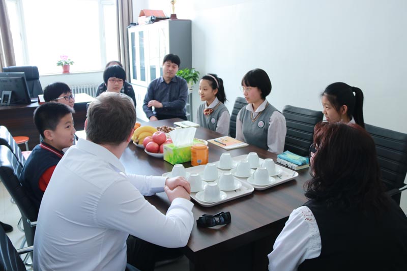 ���ô���ʲ����ѧУ�طã��˫�����ţ��ƽ�������ѧ