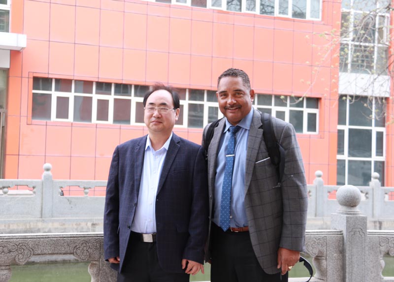 ����������ŵ�ȹ���ѧ����������