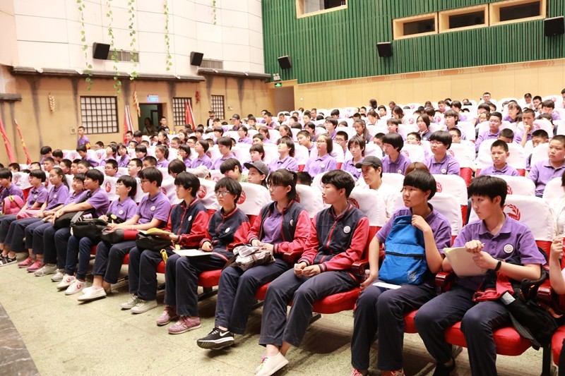 ��Ӣ����˫�ﲿ�����й���������������������ѧ����֮��