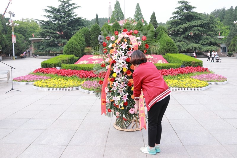 ��Ӣ����˫�ﲿ�����й���������������������ѧ����֮��