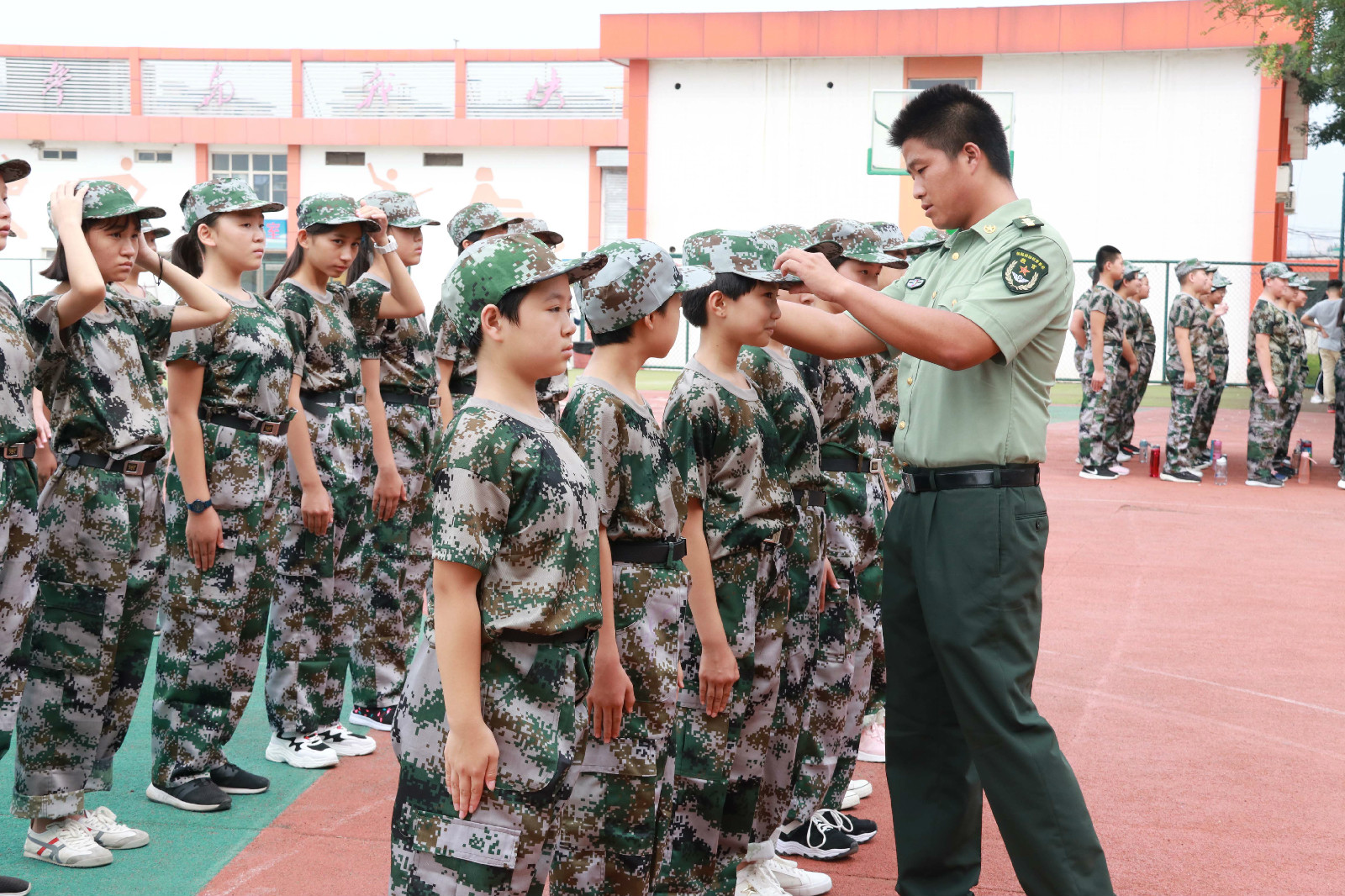 2018���������ʵ�����Ӫ